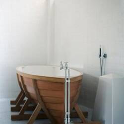 Limited Edition BathBoat by Wieki Somers Modern Design