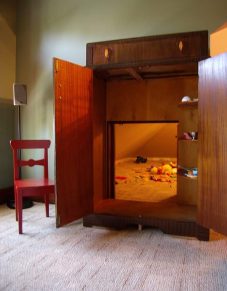 Narnia-like Secret Game Room Is a Great Gift Idea For Your Kids