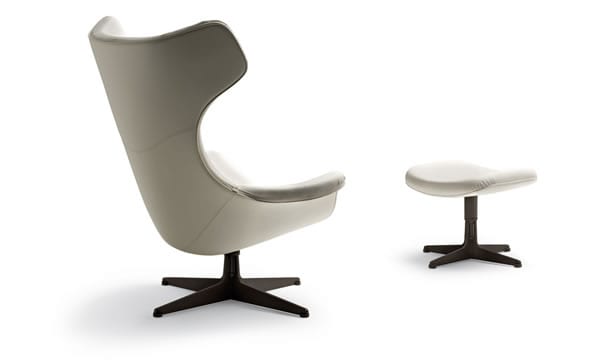 Regina II Chair by Poltrona Frau Group