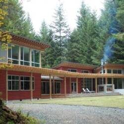 Rustic Greenwater Cabin in Washington State